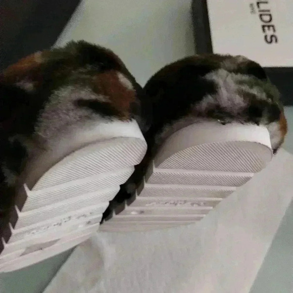 J/Slides Camo Shearling Sleek Clogs women US 10 - Picture 4 of 6